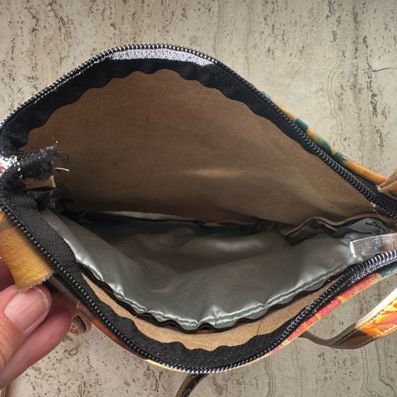 Handmade leather Argentinian embellished crossbody with matching coin purse - Picture 10 of 12